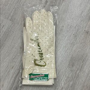 Vintage White Leather Kids Gloves Set